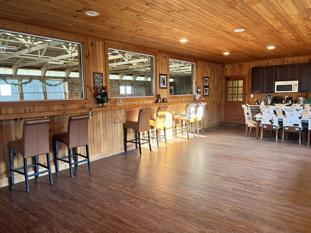 Viewing room and lounge at Furlyn Farm